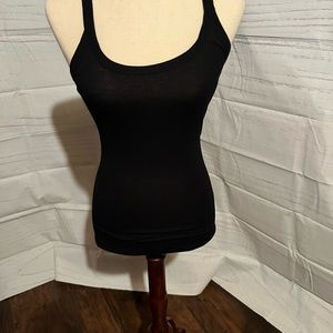 Black metro park tank top